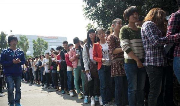 年轻人学什么技术好？2020年学什么技术挣钱多？