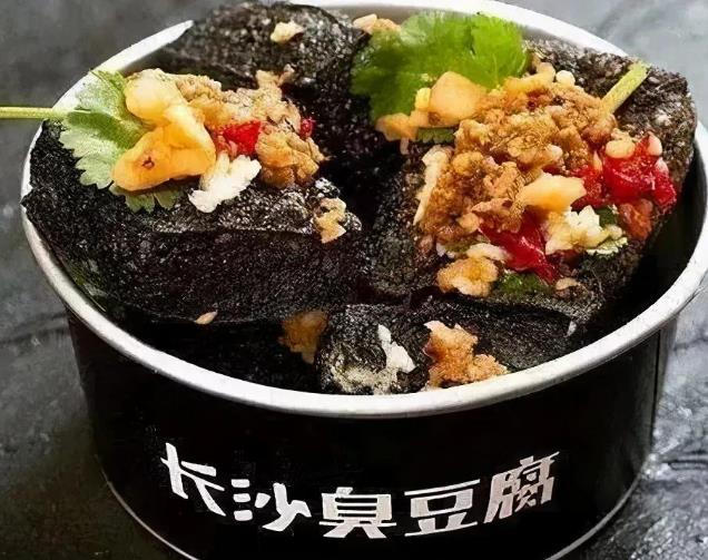 风靡全国的10种街头小吃,必须街头吃才有滋味,最后一个最著名