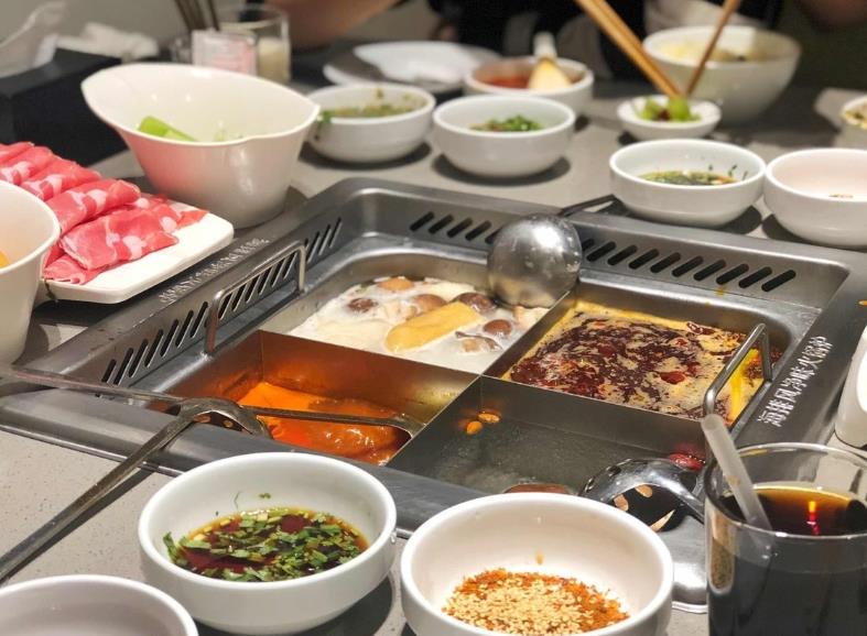 开一家海底捞火锅店需要多少钱?可能一分钱都不需要花