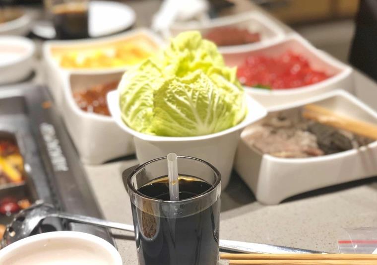 开一家海底捞火锅店需要多少钱?可能一分钱都不需要花